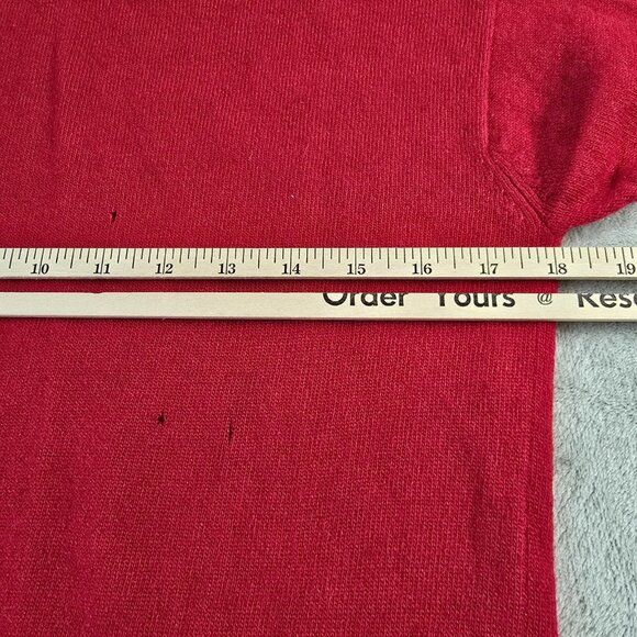 Vintage Cashmere Sweater Womens 38 Small Red Snow Lotus Soft FLAW Cutter Piece - Picture 6 of 15